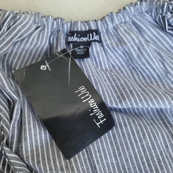NWT Fashion Web Womens Off Shoulder Ruffle Dress Gray White Striped Sz M - Picture 8 of 11